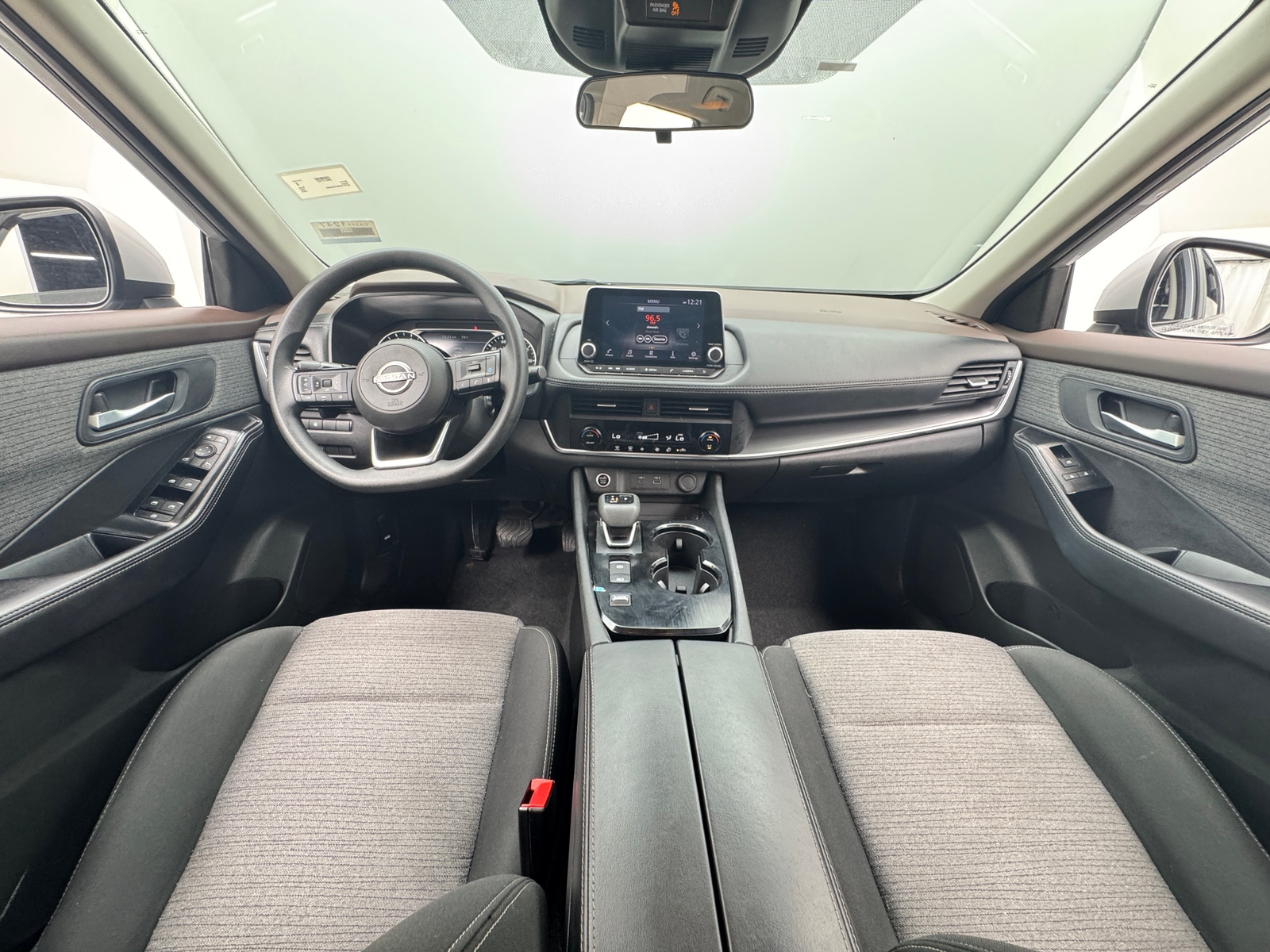 Thumbnail: 2023 Nissan Rogue - 3