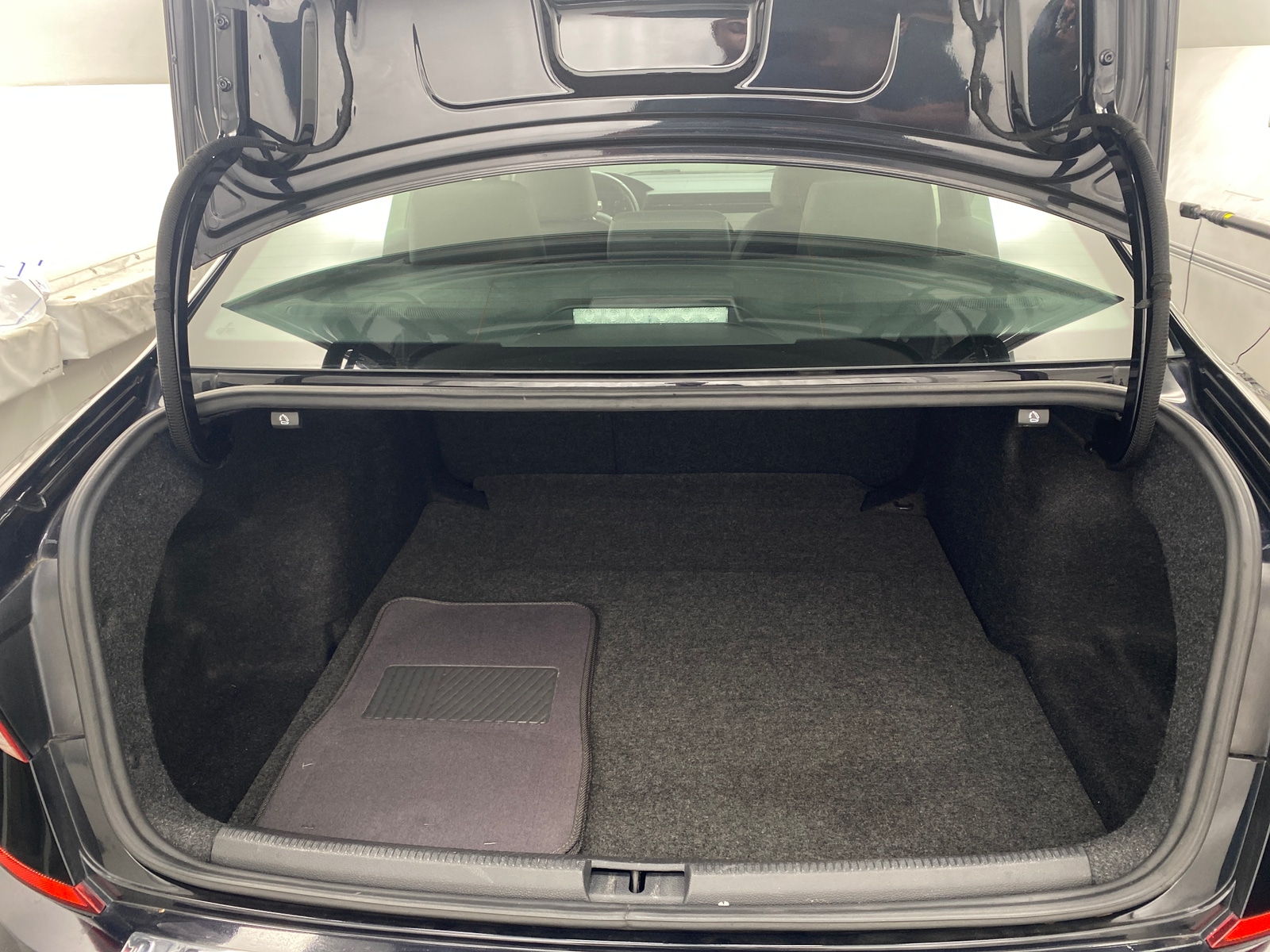 Thumbnail: 2021 Volkswagen Passat - 6