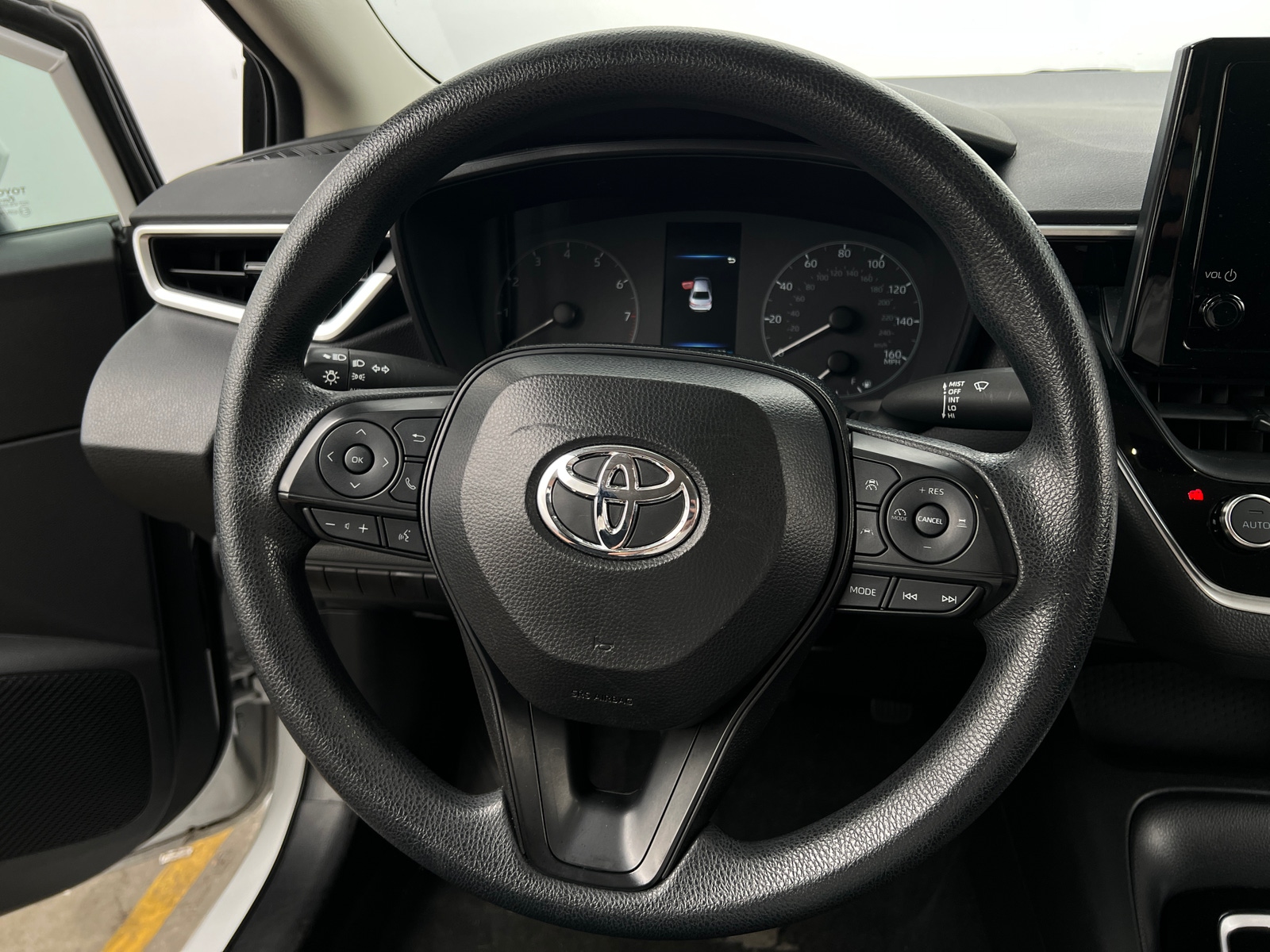 Thumbnail: 2024 Toyota Corolla - 5