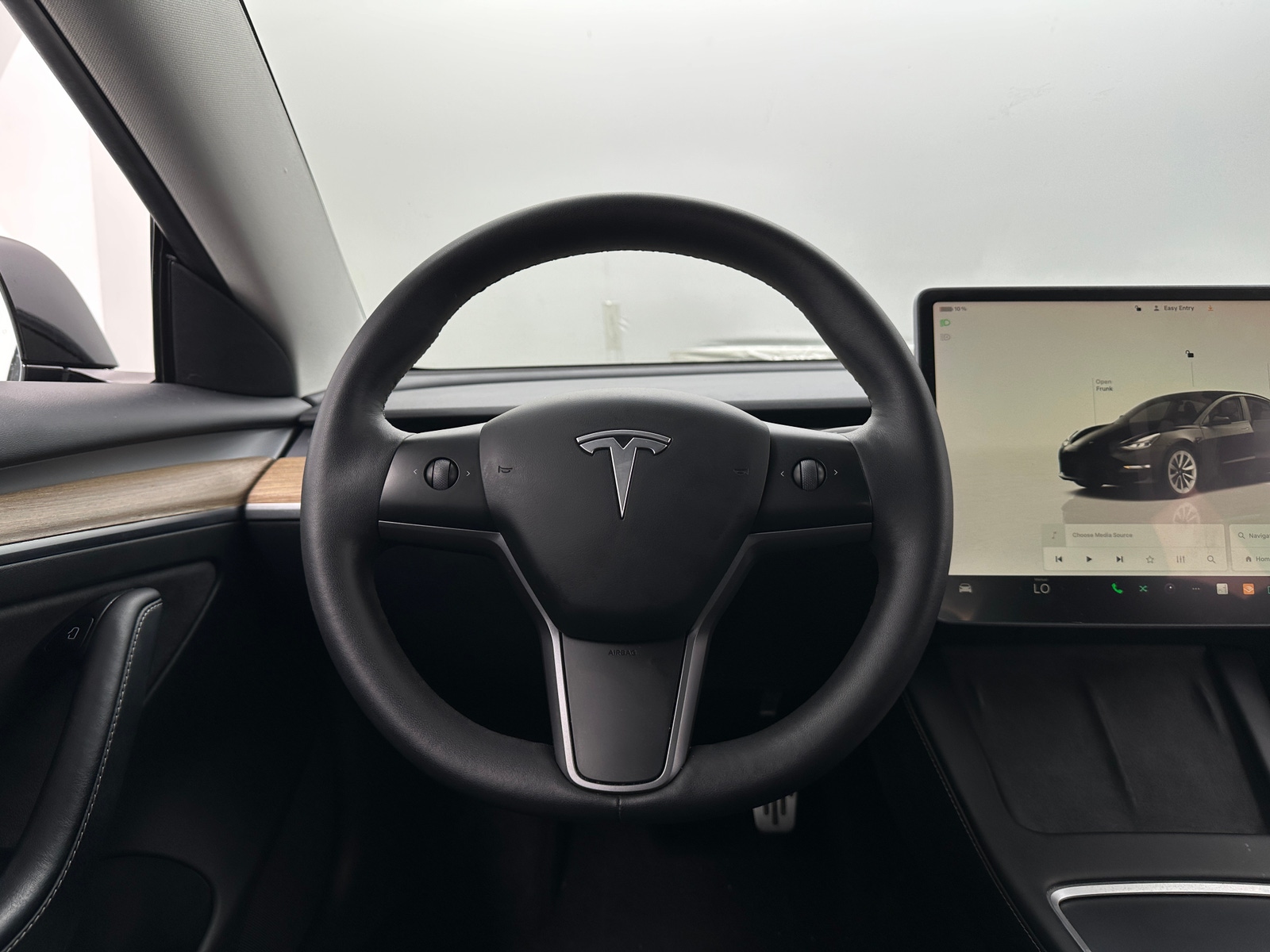 Thumbnail: 2023 Tesla Model 3 - 4
