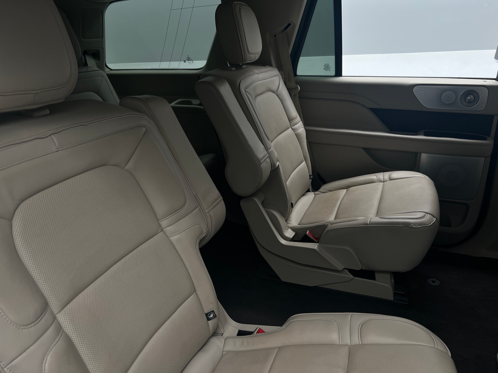 Thumbnail: 2018 Lincoln Navigator - 5