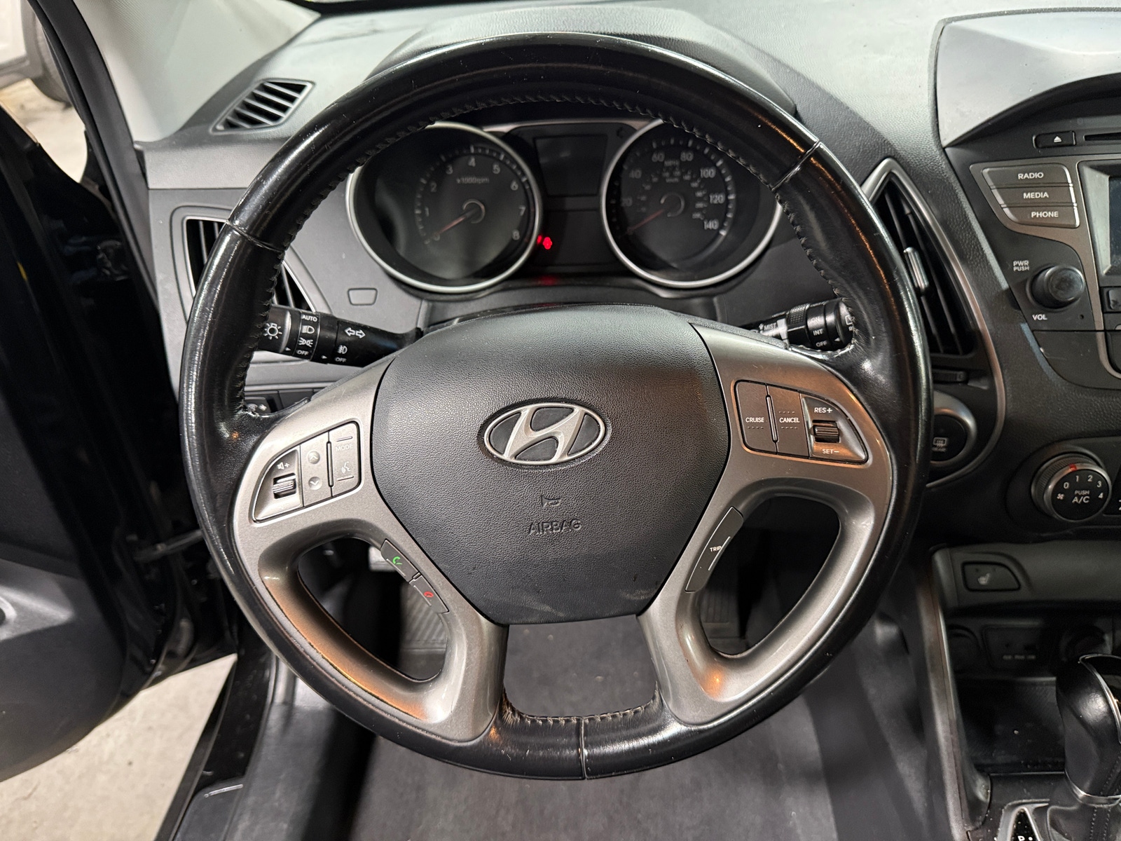 Thumbnail: 2014 Hyundai Tucson - 5