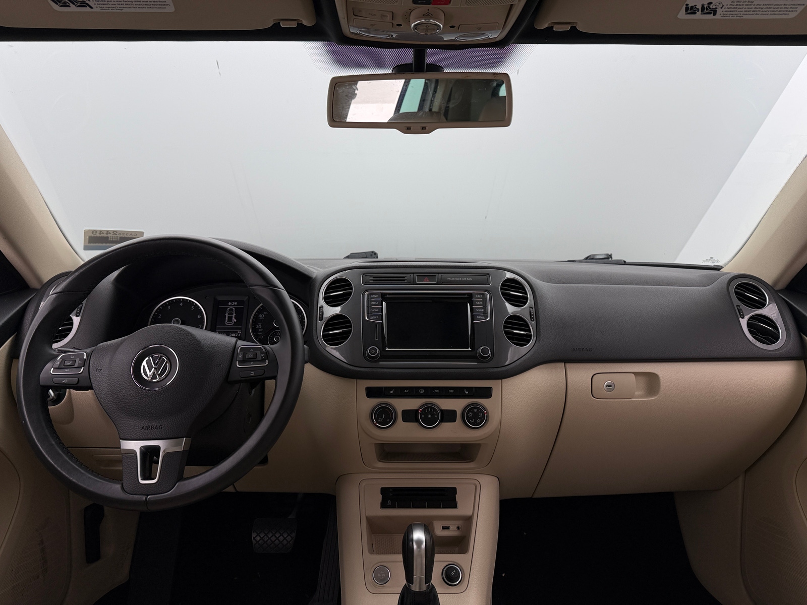 Thumbnail: 2017 Volkswagen Tiguan - 2