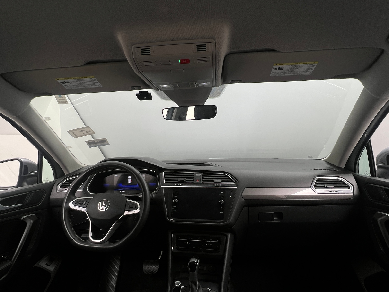 Thumbnail: 2024 Volkswagen Tiguan - 2