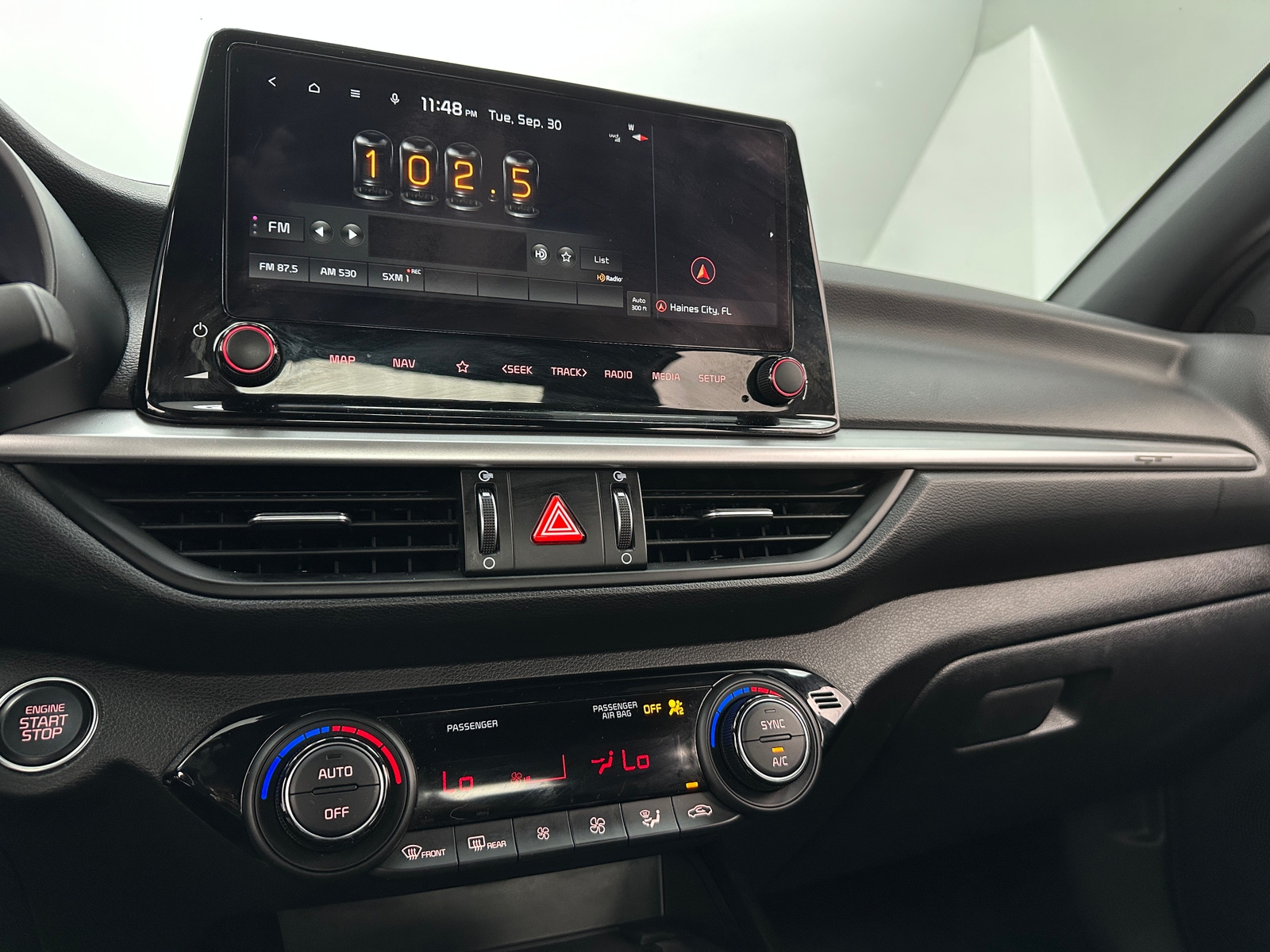 Thumbnail: 2022 Kia Forte - 4