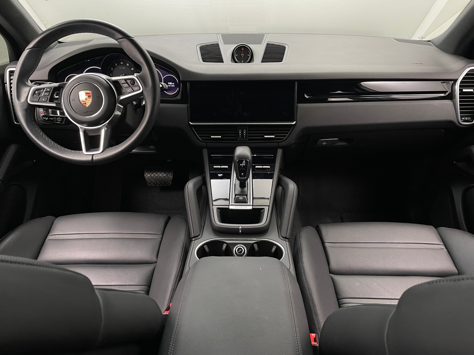 Thumbnail: 2023 Porsche Cayenne - 2