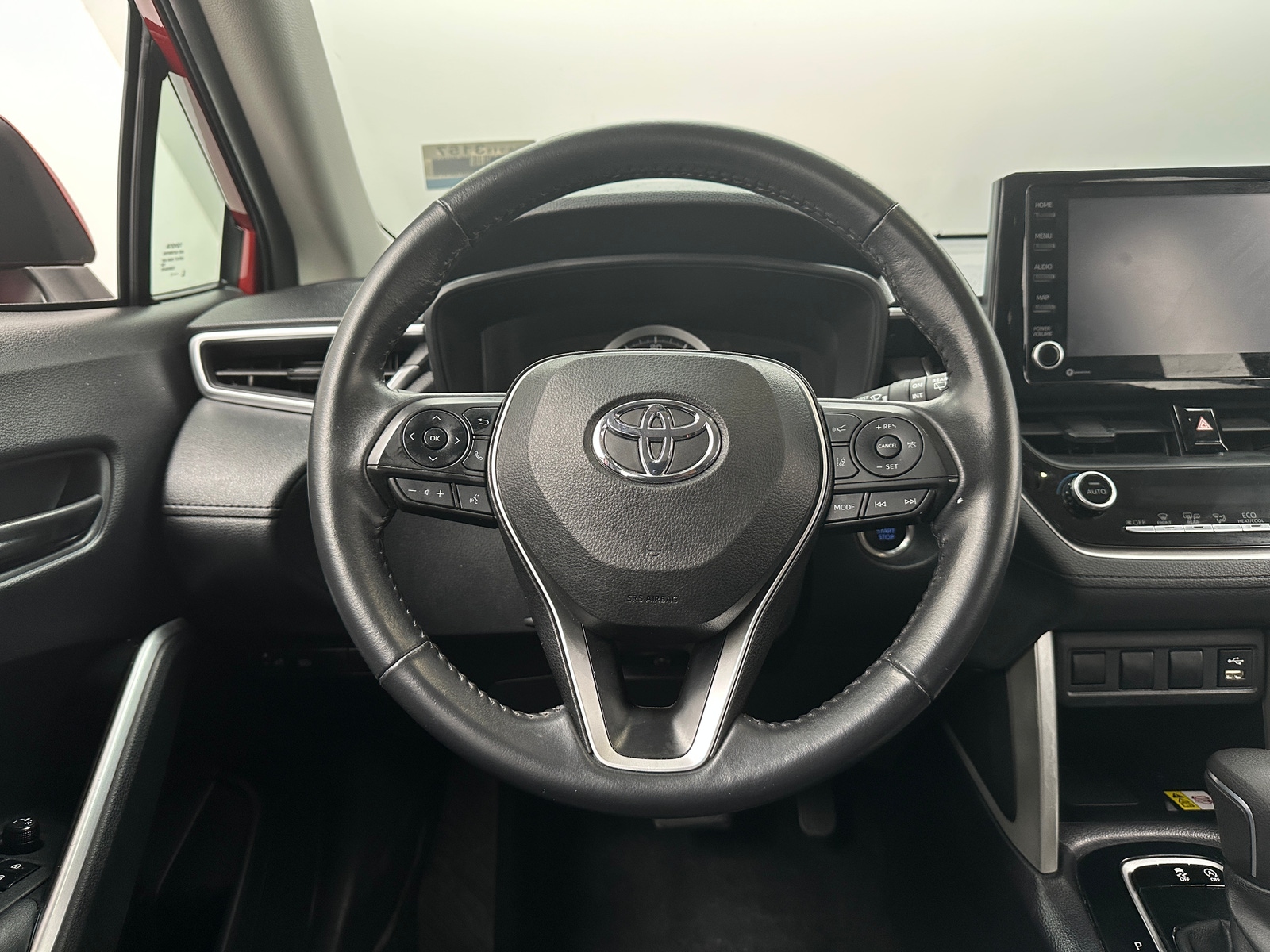 Thumbnail: 2022 Toyota Corolla Cross - 5