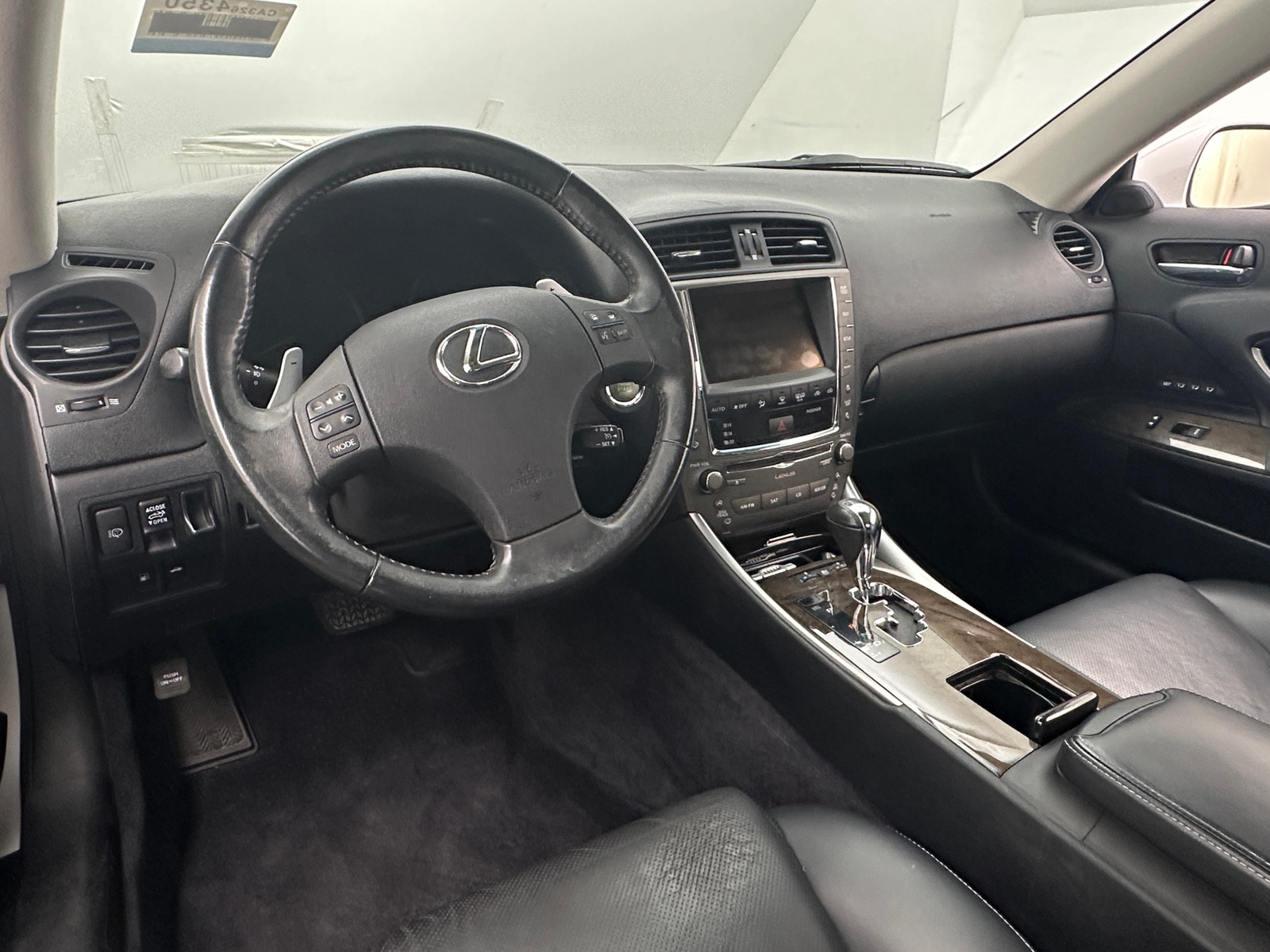 Thumbnail: 2010 Lexus IS - 2