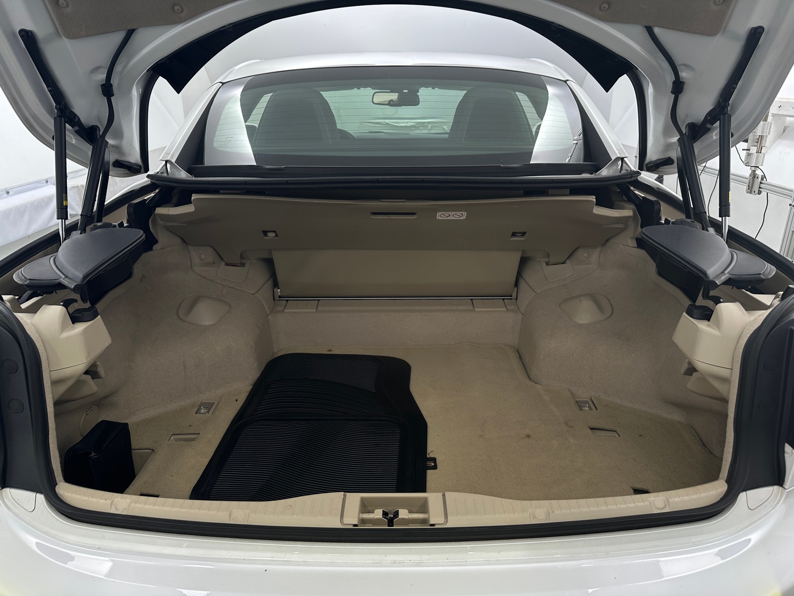 Thumbnail: 2010 Lexus IS - 6