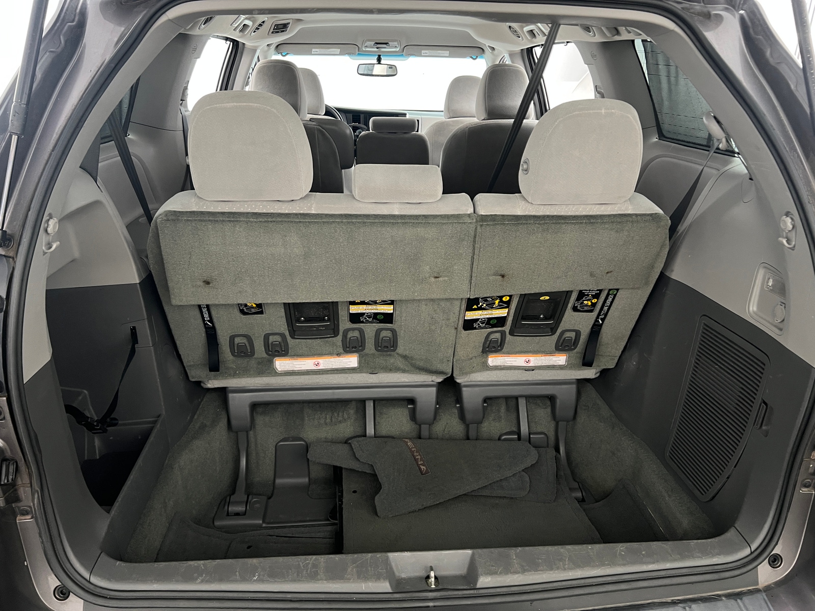 Thumbnail: 2015 Toyota Sienna - 7
