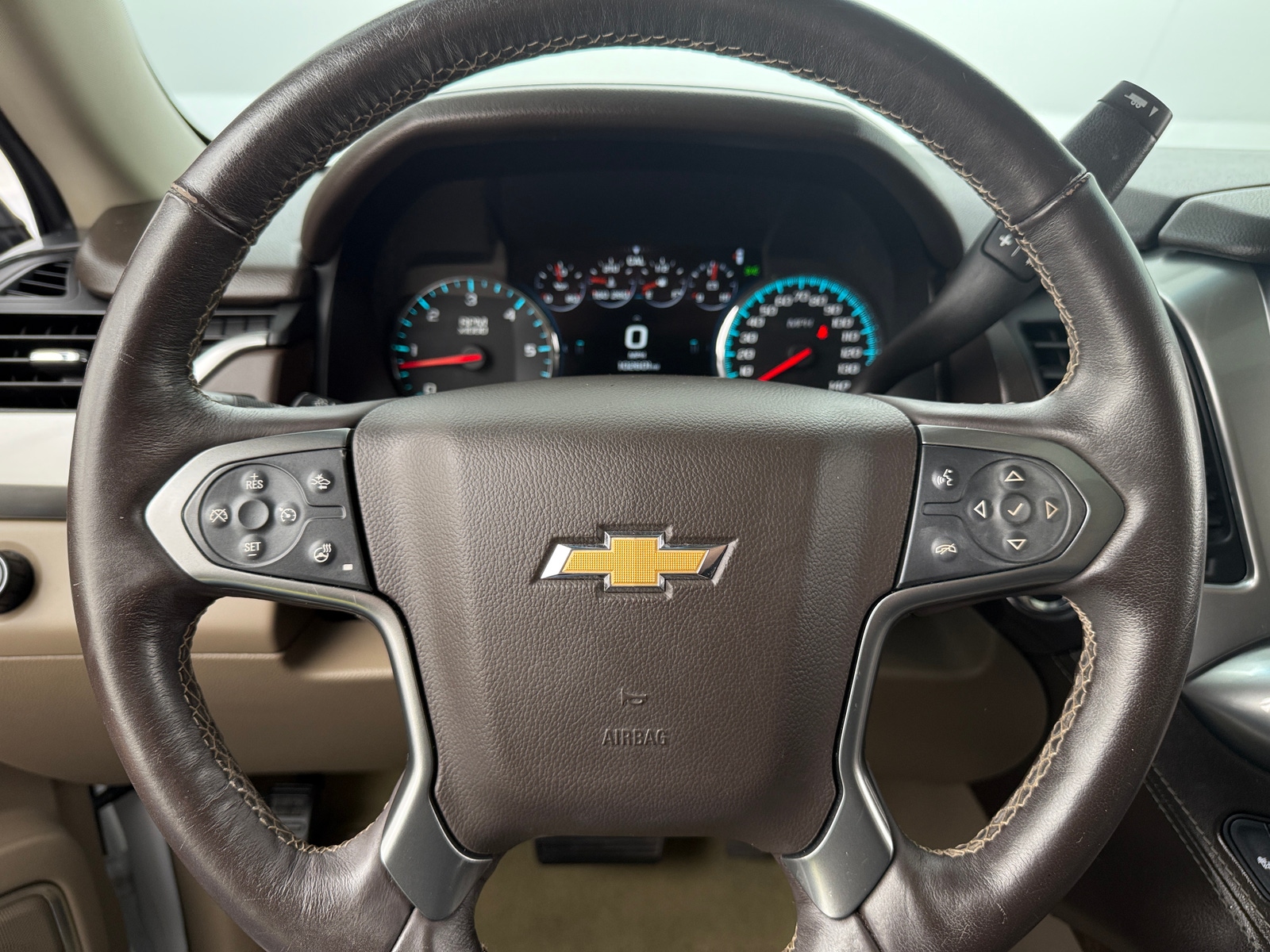 Thumbnail: 2017 Chevrolet Tahoe - 4