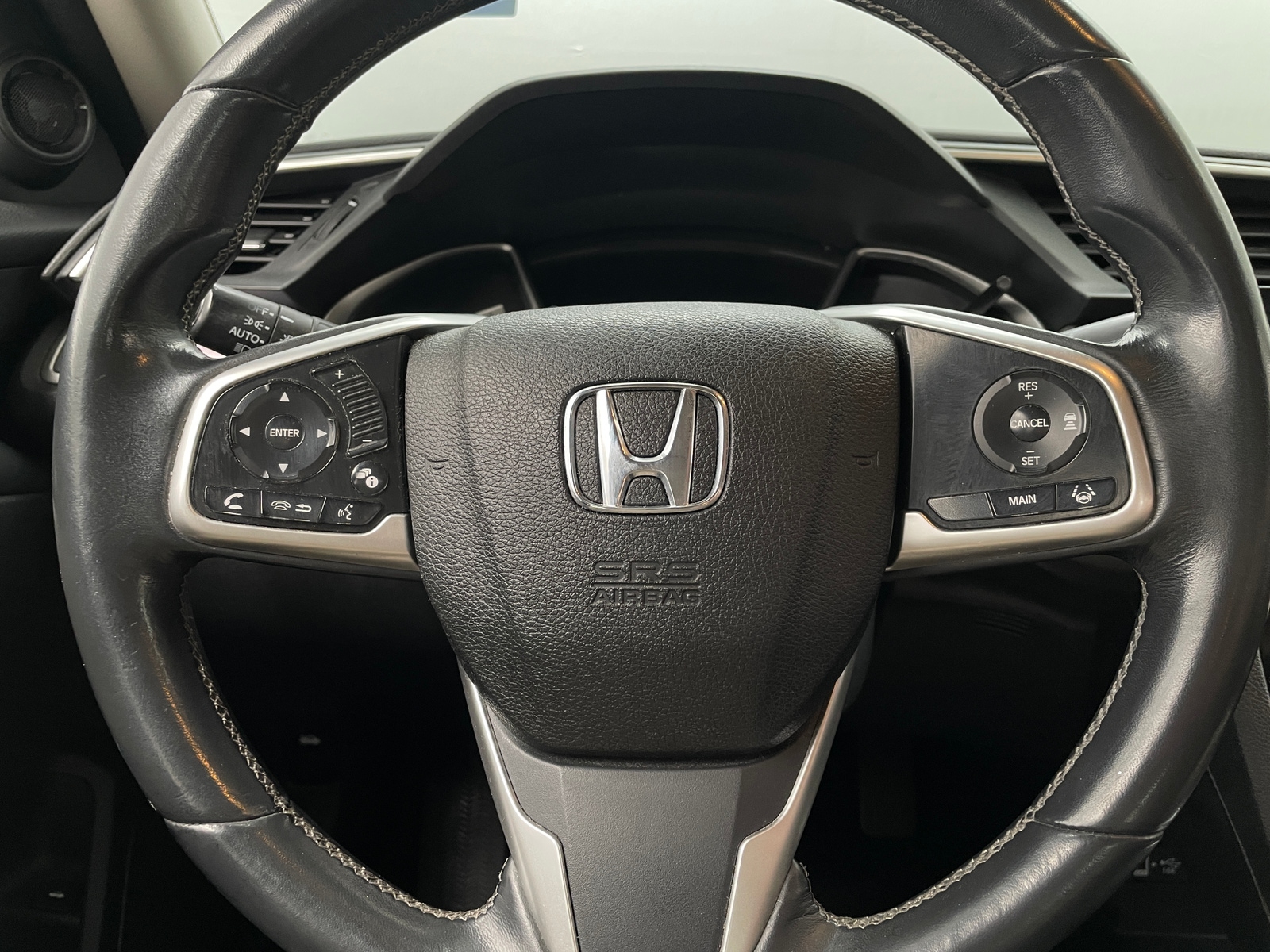 Thumbnail: 2016 Honda Civic - 4