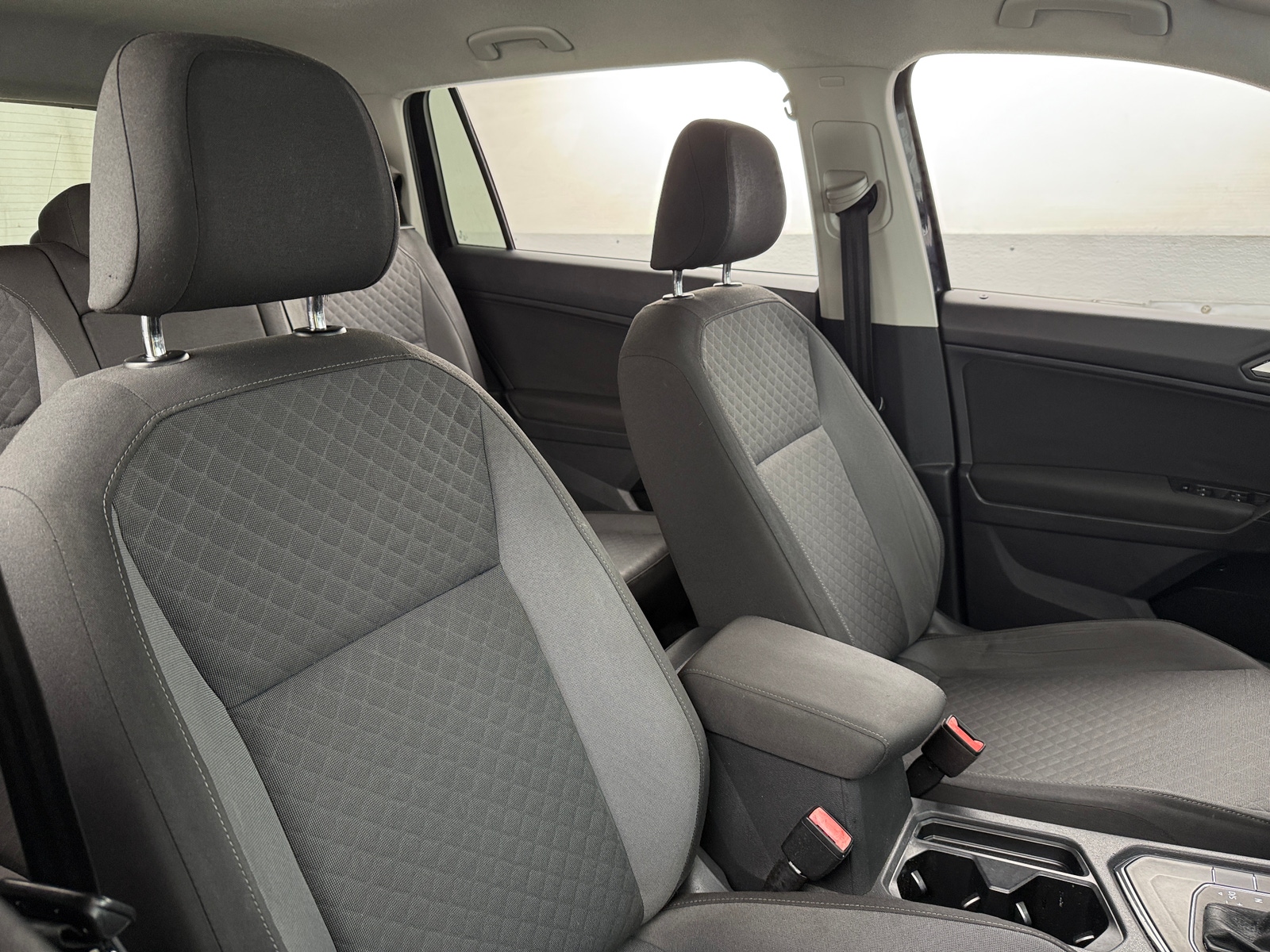 Thumbnail: 2019 Volkswagen Tiguan - 2