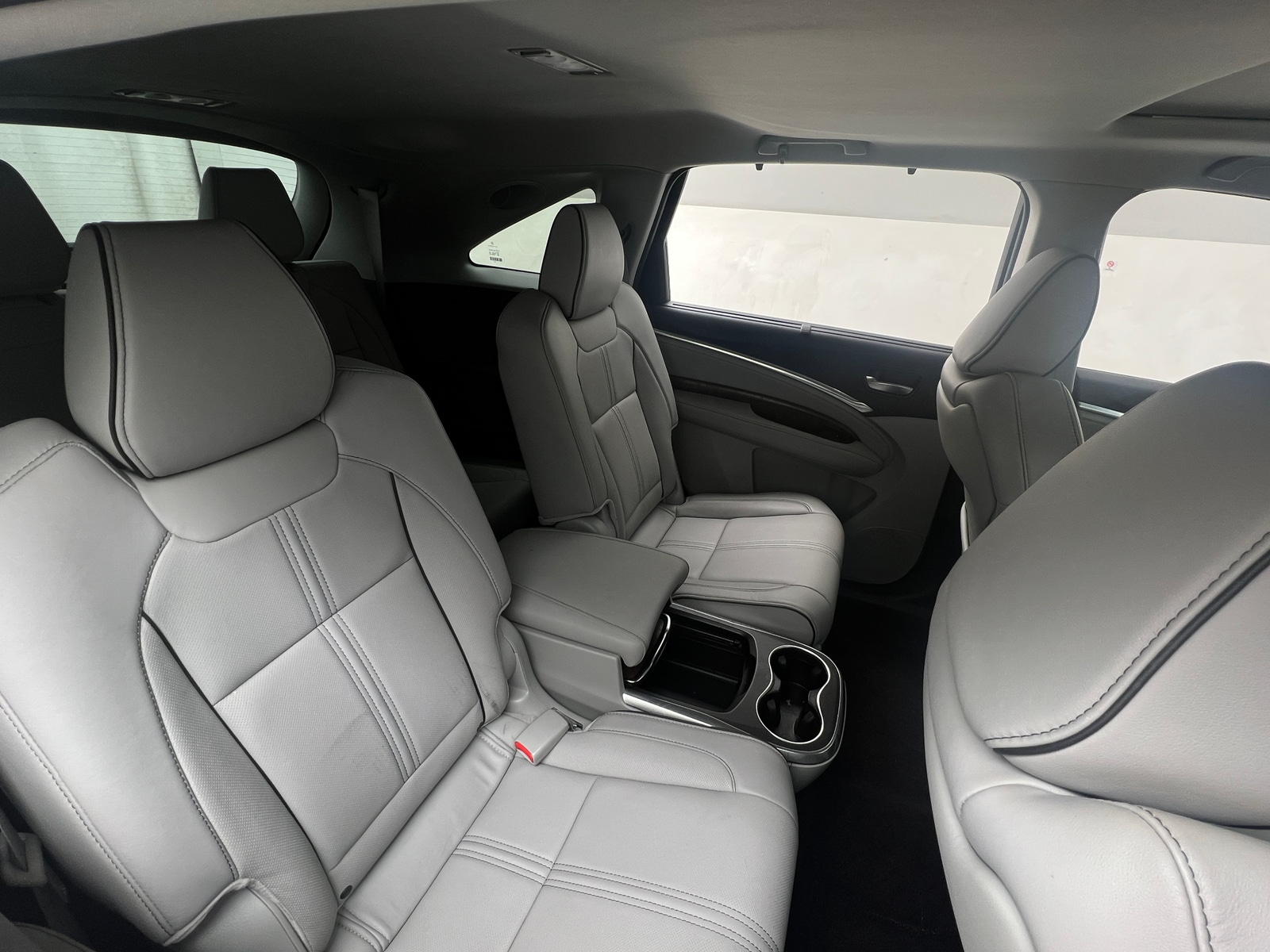 Thumbnail: 2020 Acura MDX - 5