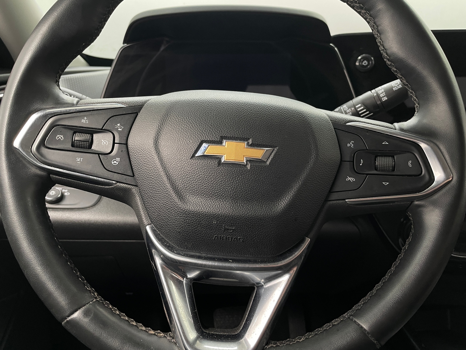 Thumbnail: 2024 Chevrolet Trax - 5