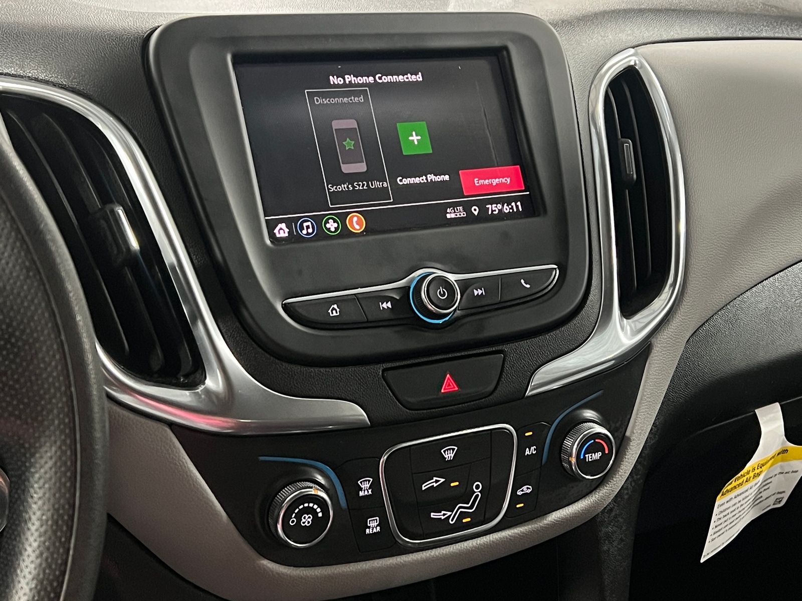 Thumbnail: 2021 Chevrolet Equinox - 4