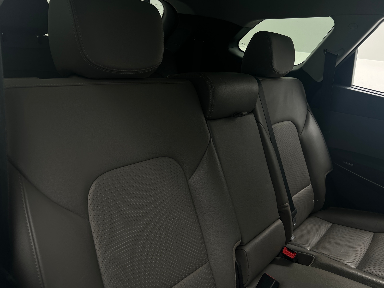Thumbnail: 2017 Hyundai Santa Fe - 5