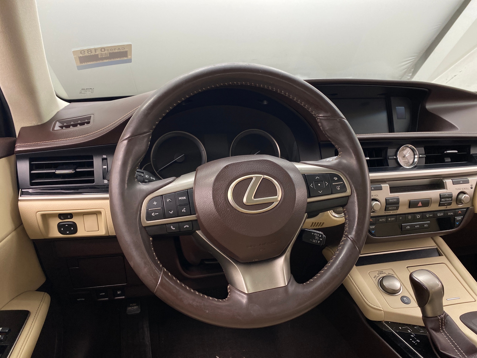 Thumbnail: 2016 Lexus ES - 4