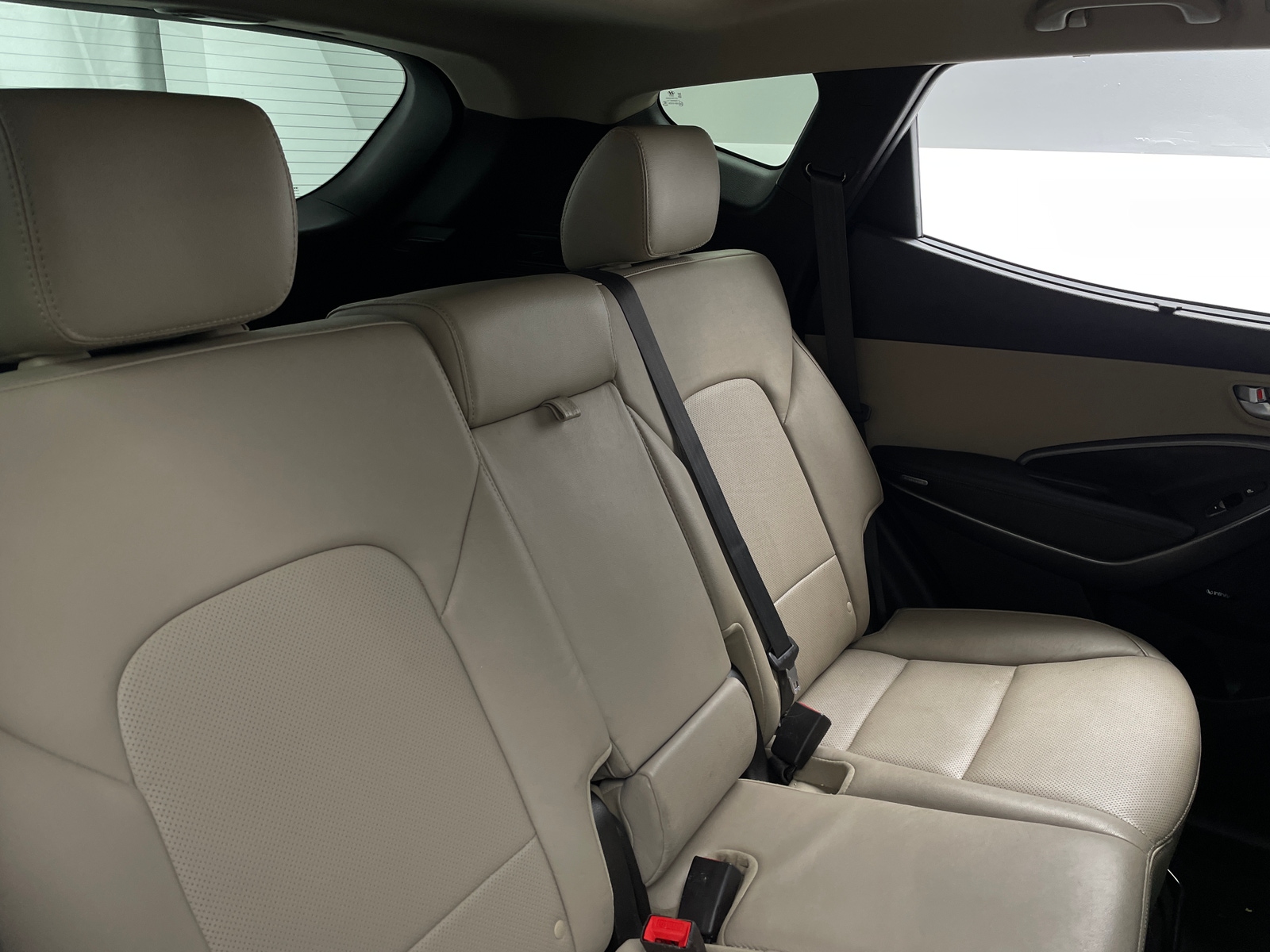 Thumbnail: 2017 Hyundai Santa Fe - 5