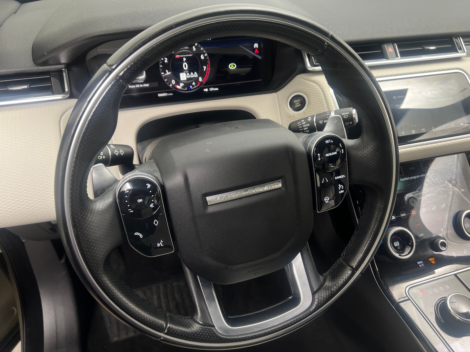 Thumbnail: 2020 Land Rover Range Rover Velar - 5
