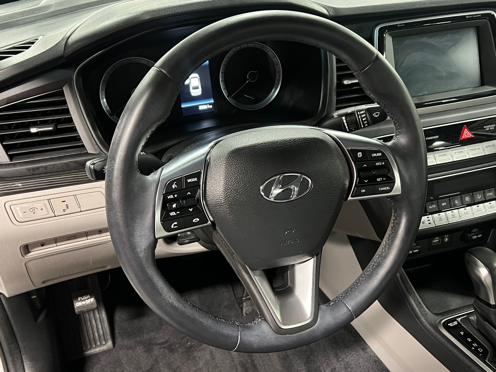 Thumbnail: 2018 Hyundai Sonata - 4