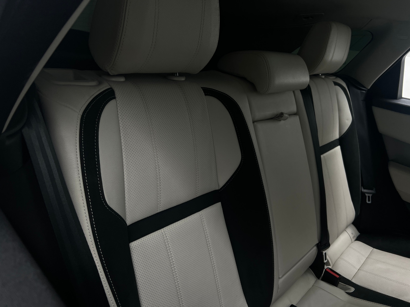 Thumbnail: 2021 Land Rover Range Rover Velar - 5