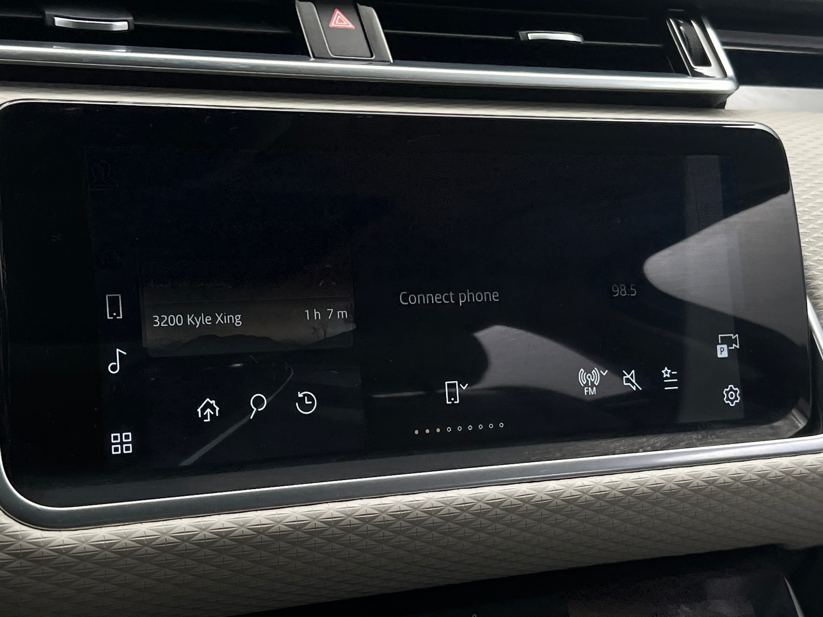 Thumbnail: 2021 Land Rover Range Rover Velar - 3