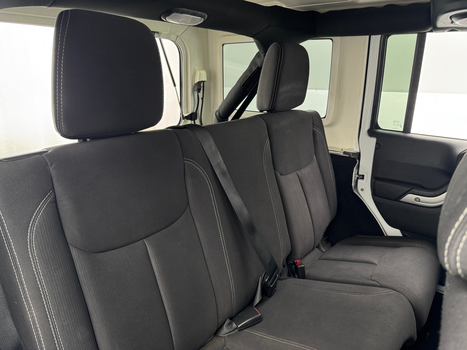 Thumbnail: 2013 Jeep Wrangler - 6