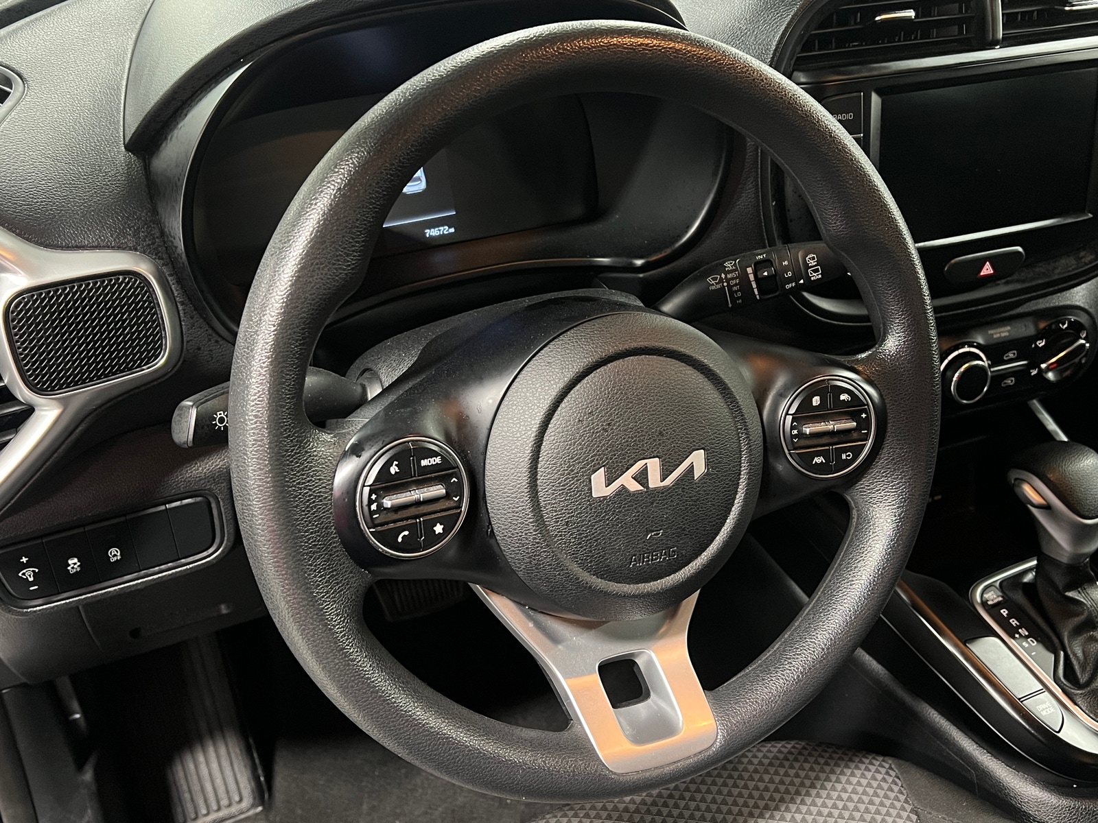 Thumbnail: 2023 Kia Soul - 5