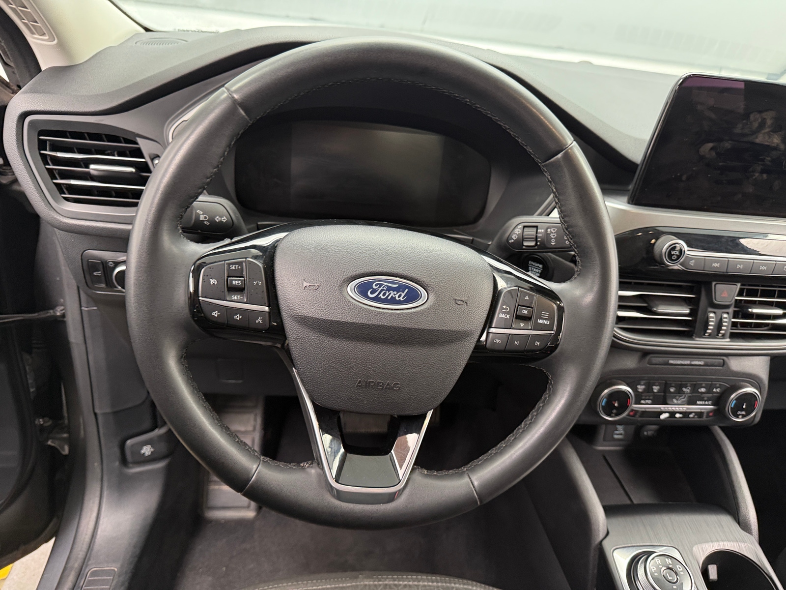 Thumbnail: 2023 Ford Escape - 5