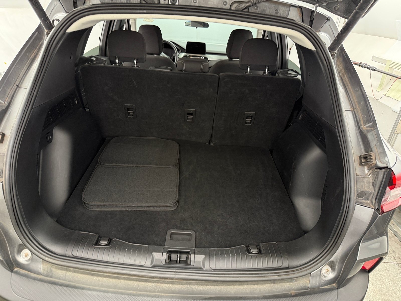 Thumbnail: 2023 Ford Escape - 7