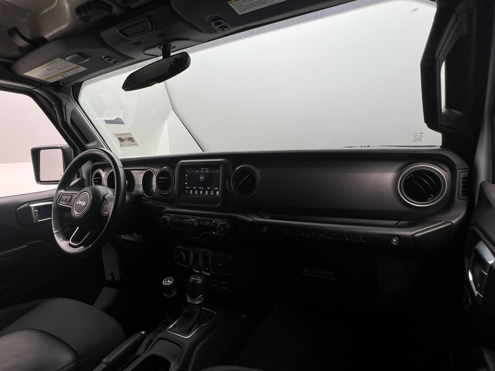 Thumbnail: 2022 Jeep Wrangler - 3