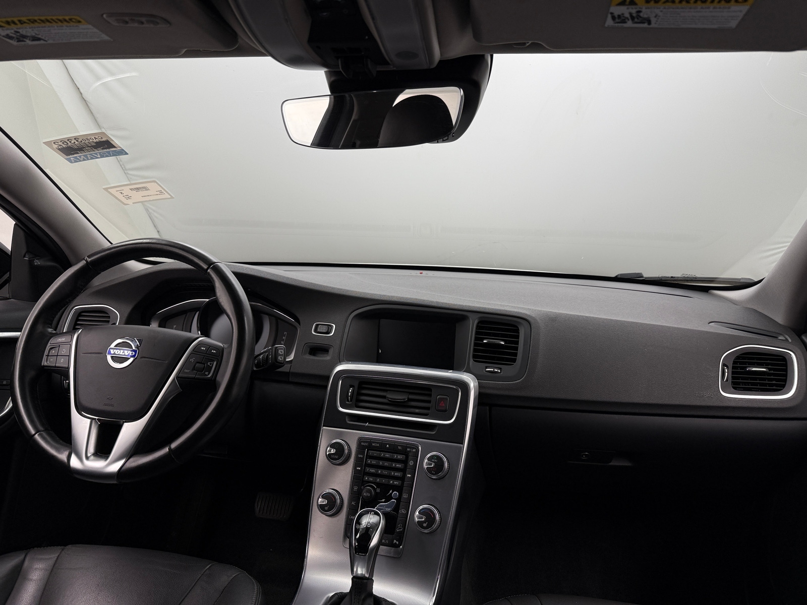 Thumbnail: 2018 Volvo V60 - 2