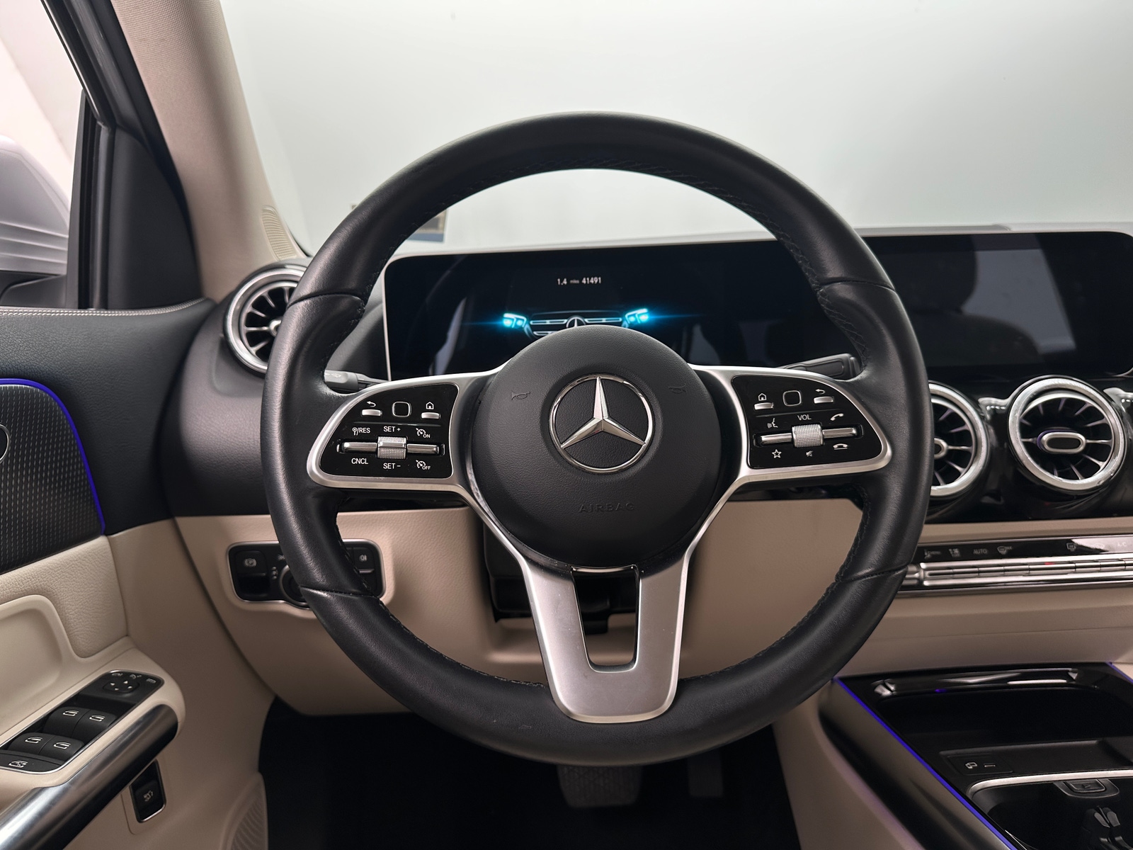 Thumbnail: 2021 Mercedes-Benz GLA - 4