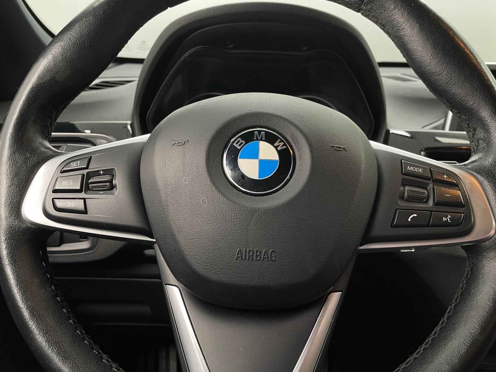 Thumbnail: 2016 BMW X1 - 4