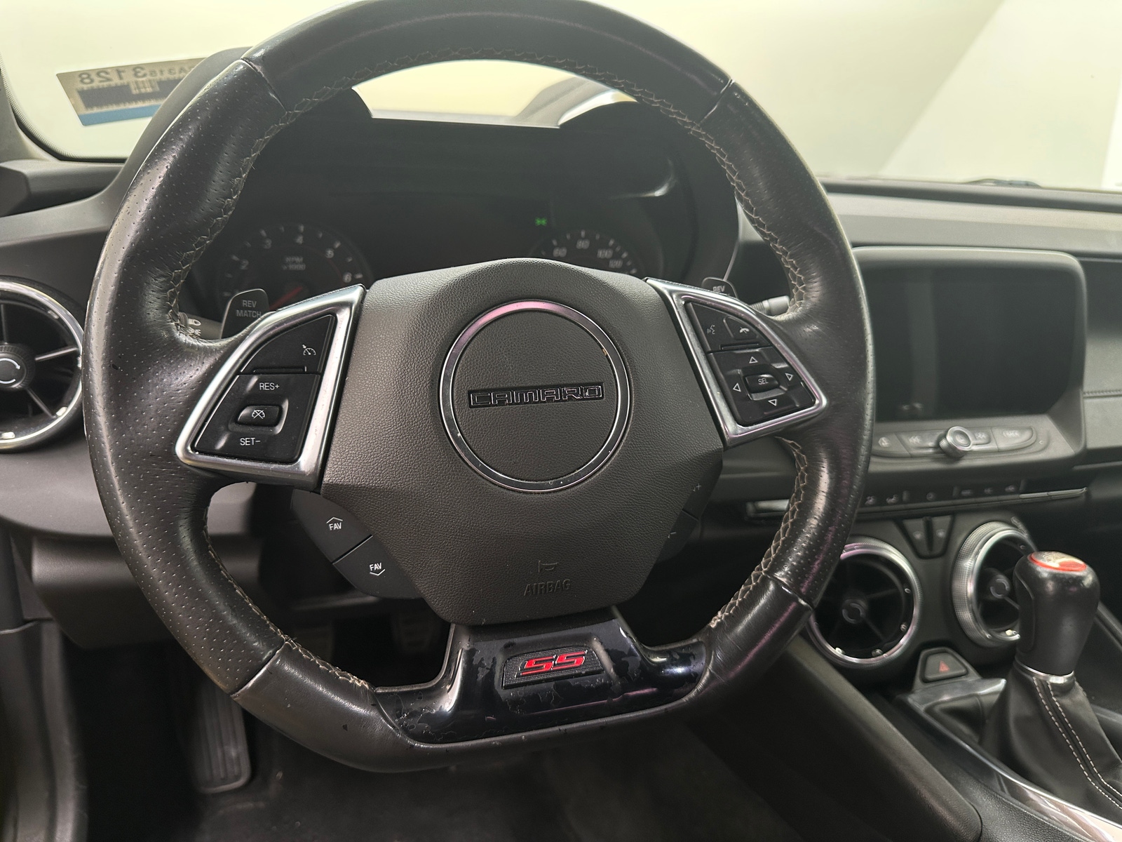 Thumbnail: 2018 Chevrolet Camaro - 4