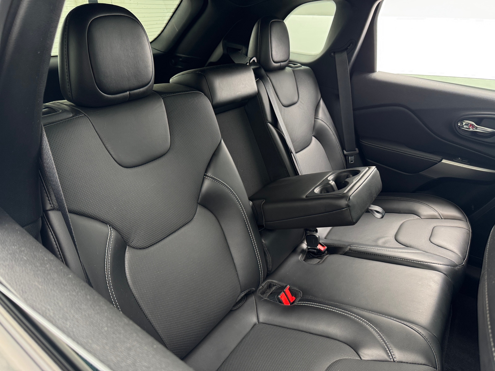 Thumbnail: 2021 Jeep Cherokee - 5