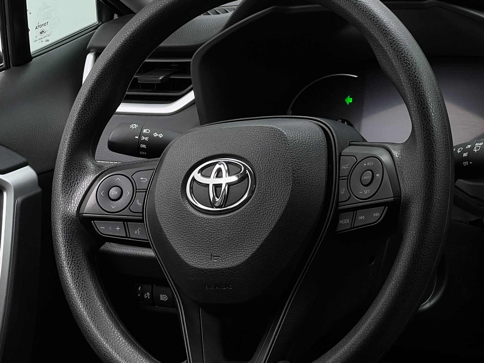 Thumbnail: 2025 Toyota RAV4 - 5
