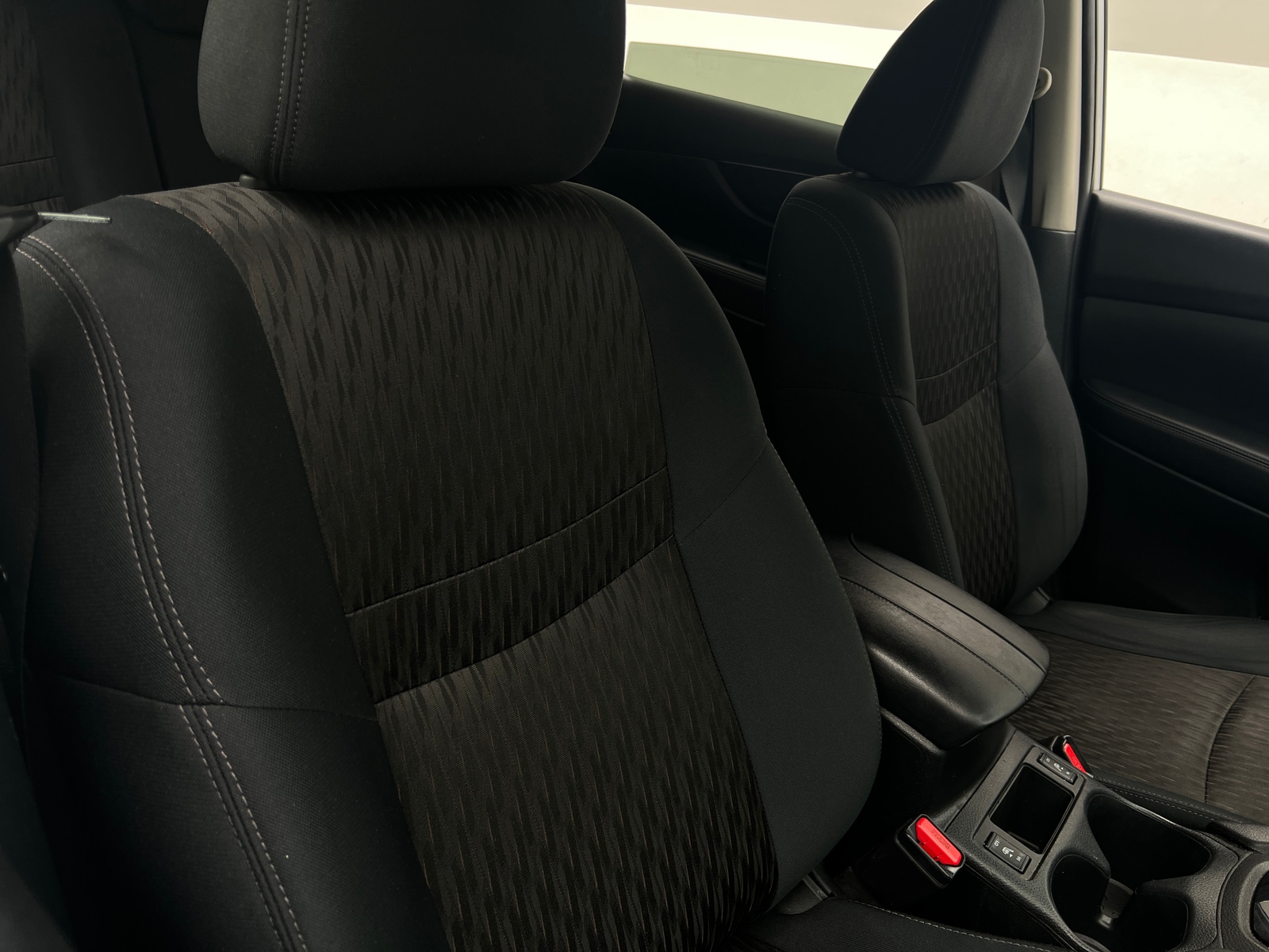 Thumbnail: 2018 Nissan Rogue - 2