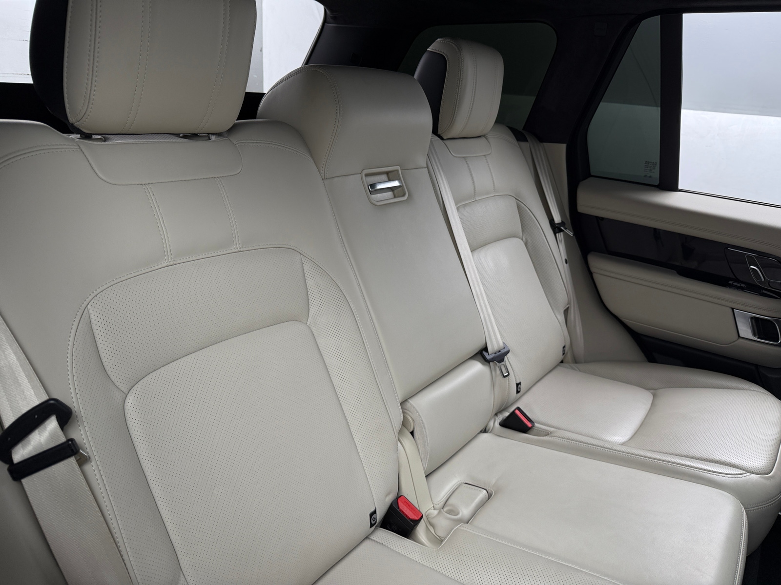 Thumbnail: 2020 Land Rover Range Rover - 5