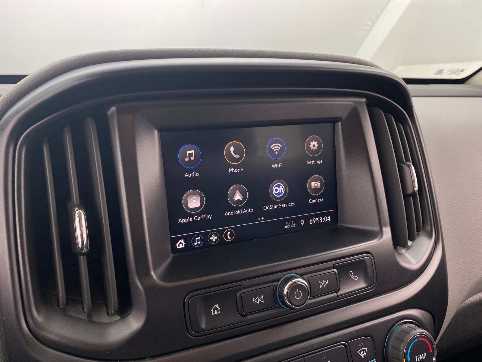 Thumbnail: 2022 Chevrolet Colorado - 4