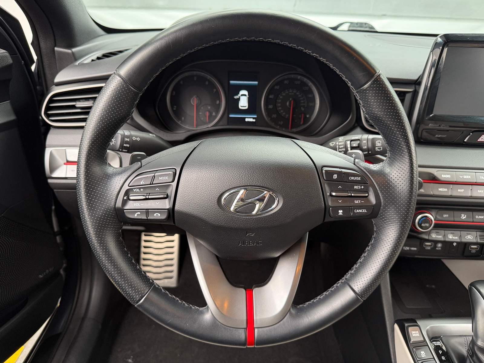 Thumbnail: 2020 Hyundai Veloster - 3