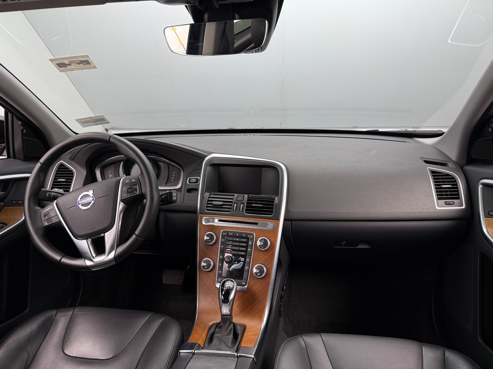 Thumbnail: 2017 Volvo XC60 - 2