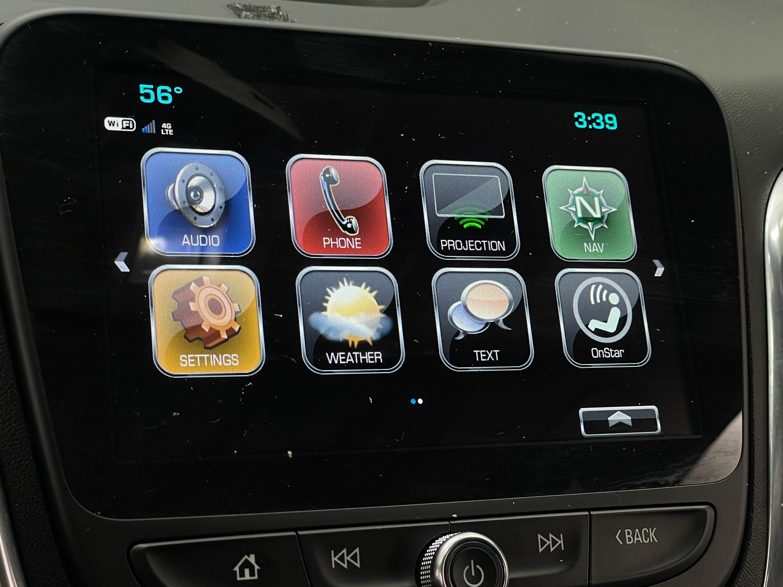 Thumbnail: 2018 Chevrolet Equinox - 3