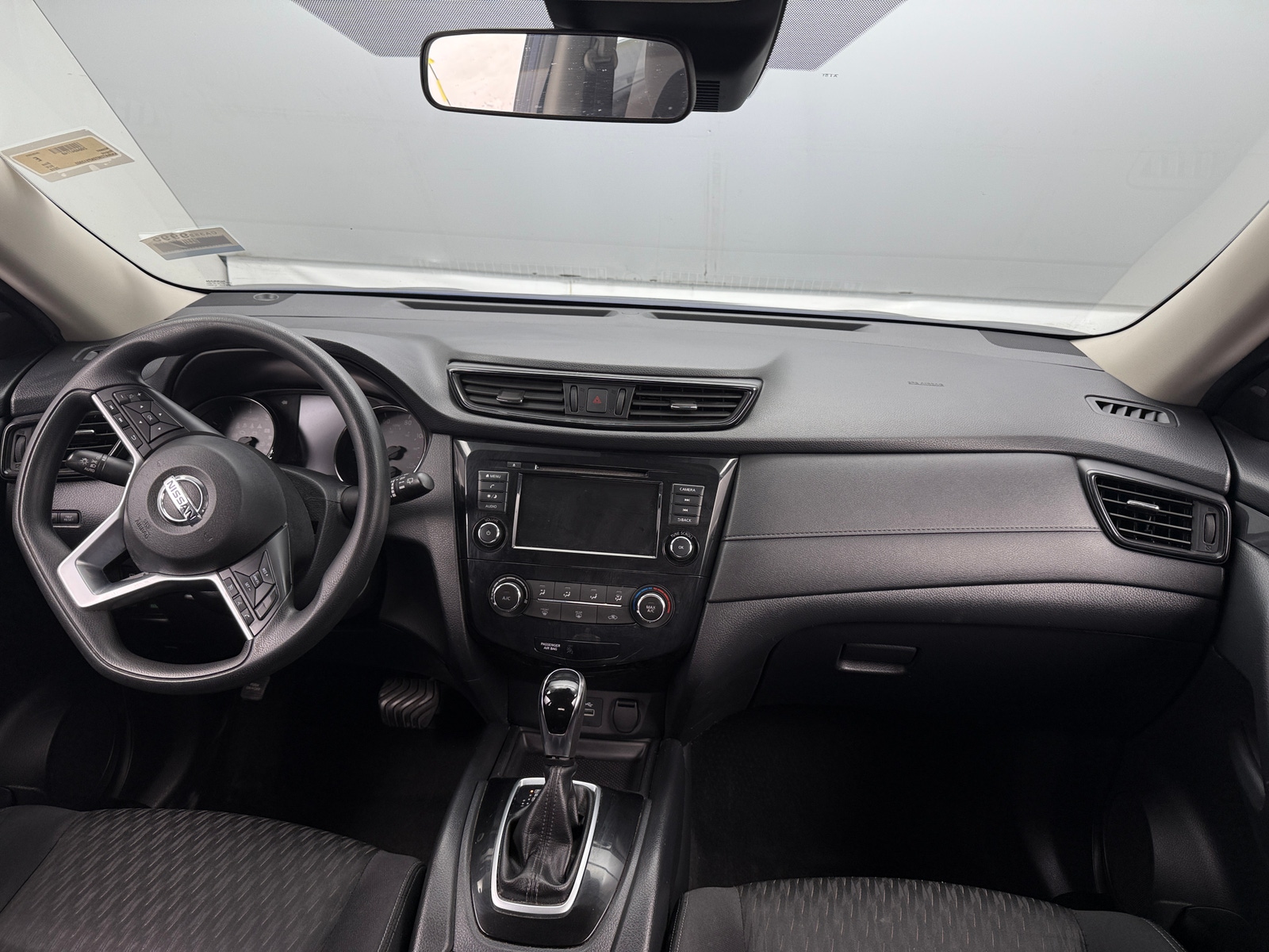 Thumbnail: 2019 Nissan Rogue - 3