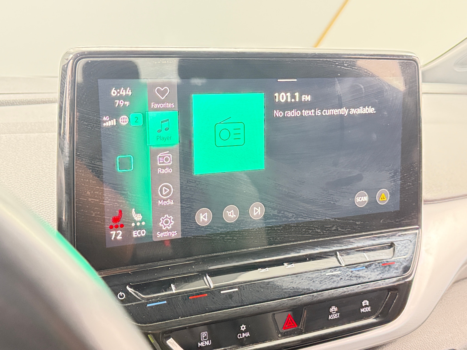 Thumbnail: 2022 Volkswagen ID.4 - 4