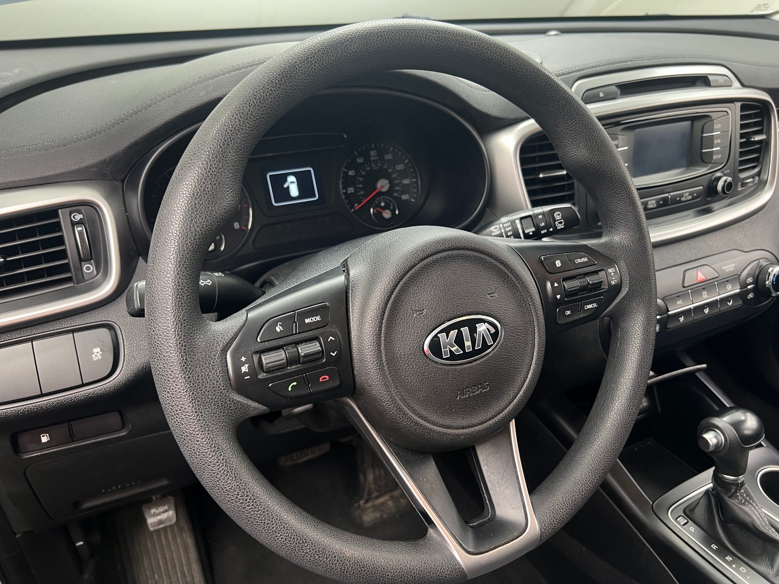 Thumbnail: 2017 Kia Sorento - 5