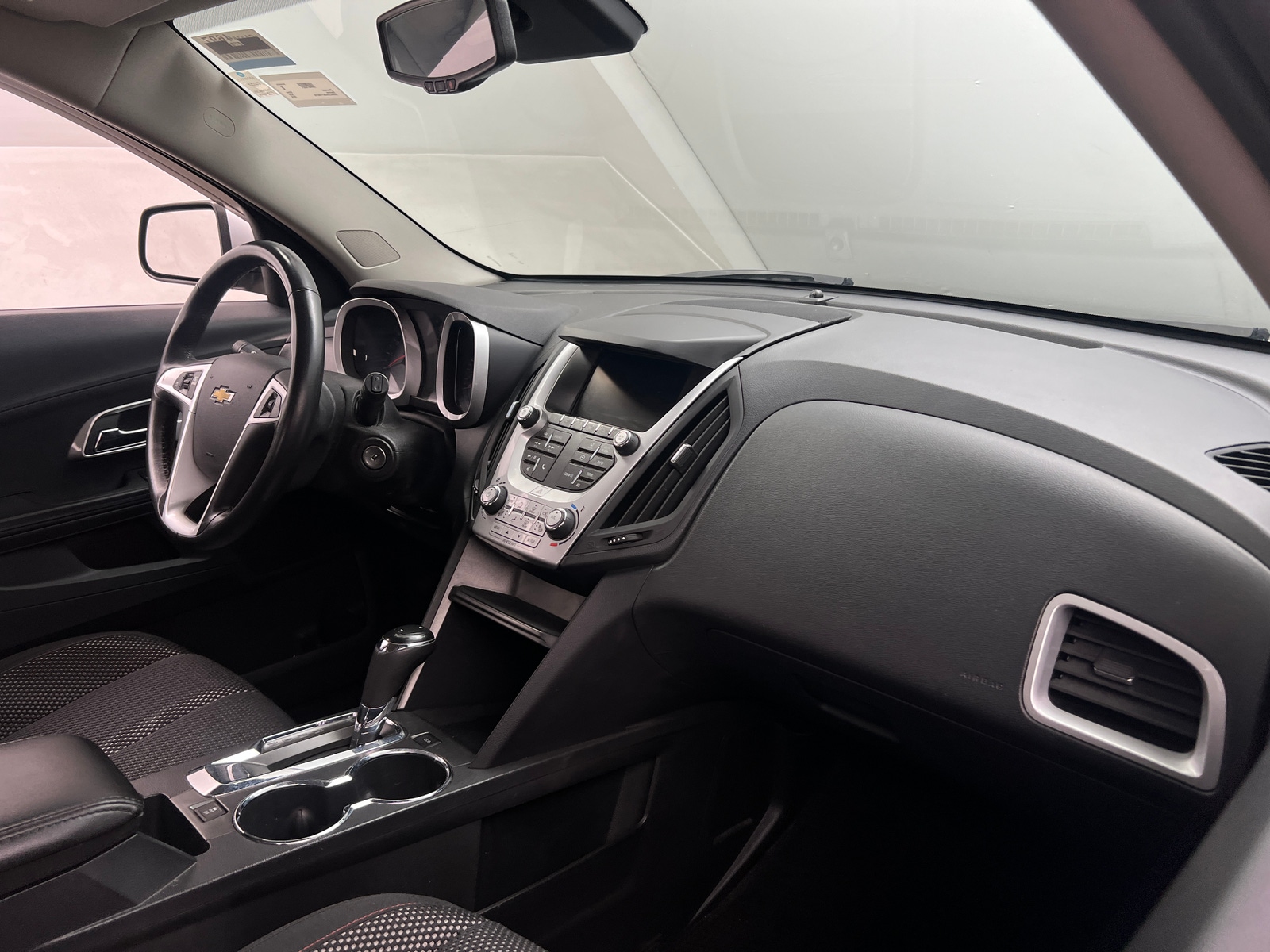 Thumbnail: 2016 Chevrolet Equinox - 3