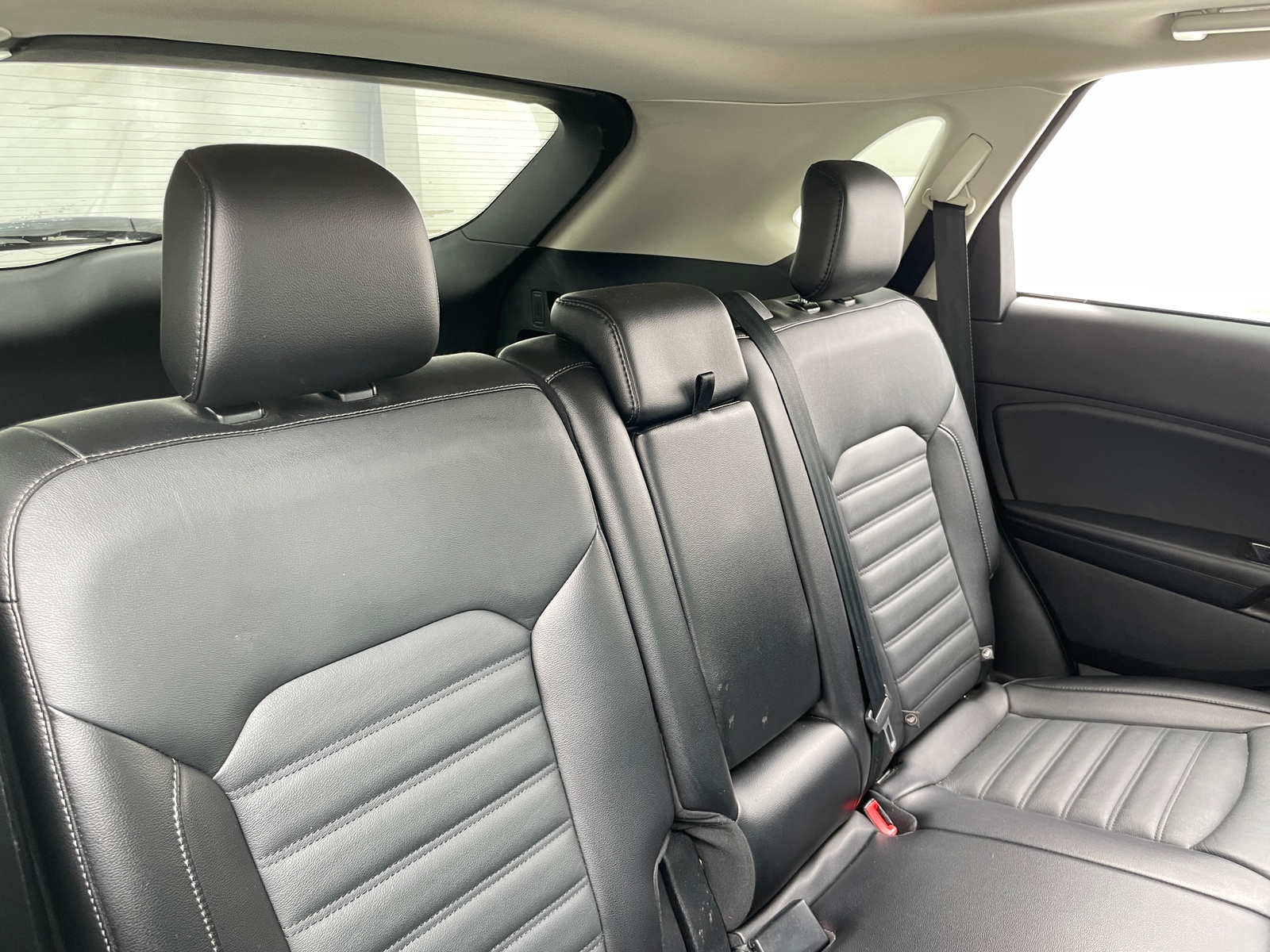 Thumbnail: 2018 Ford Edge - 5