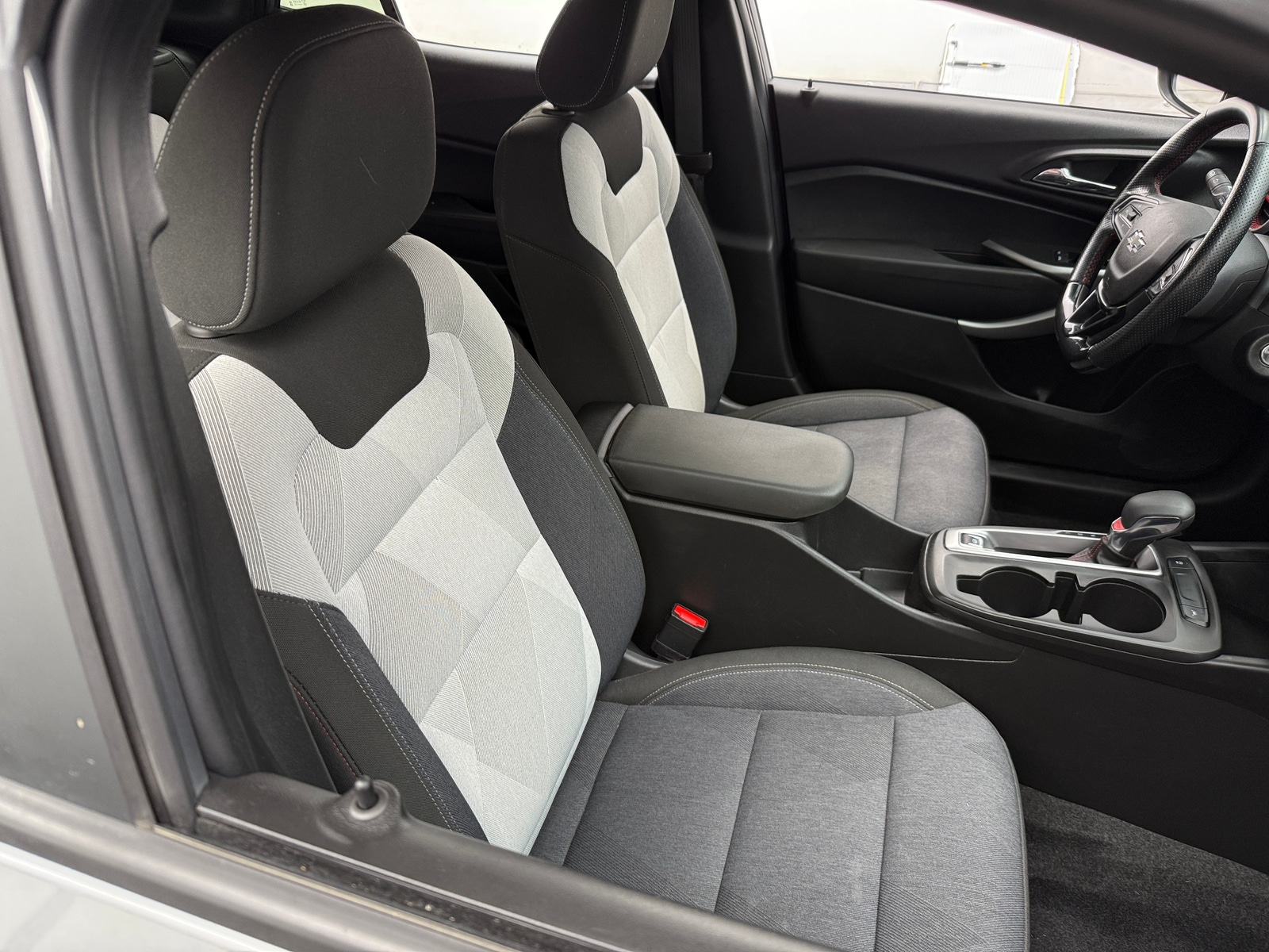Thumbnail: 2024 Chevrolet Trax - 2